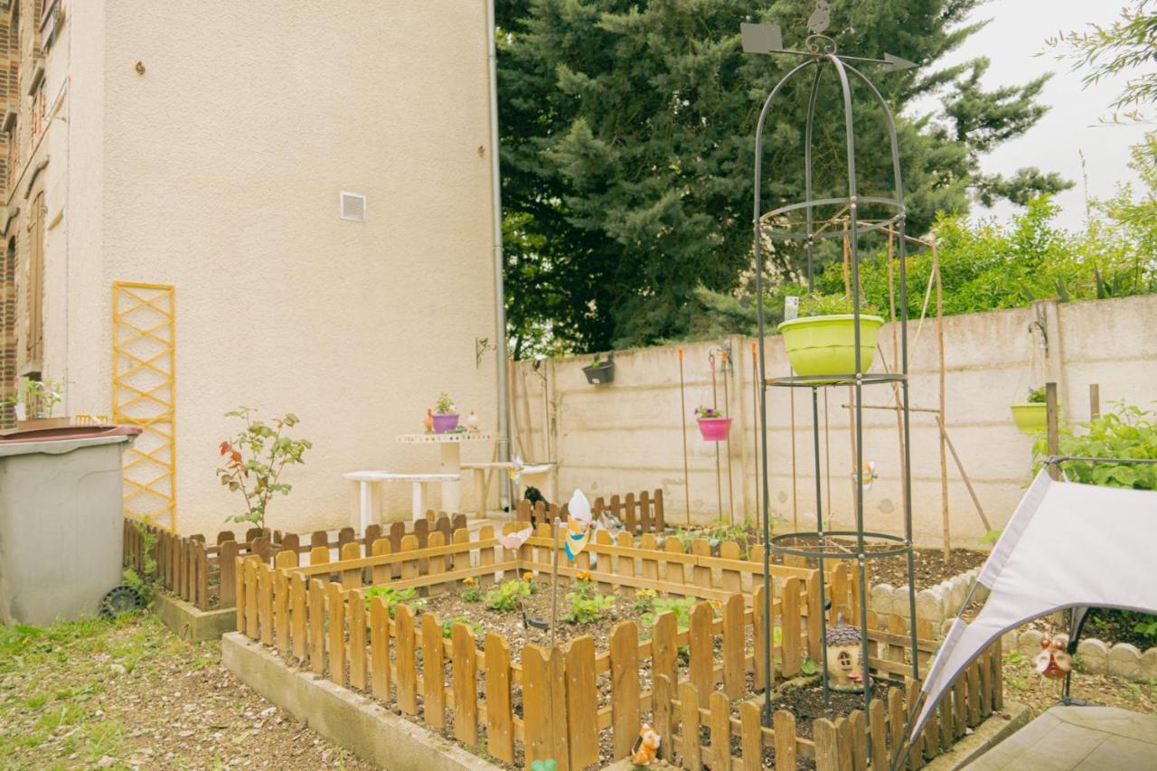 Appartement Cozy Avec Stationnement Gratuit Saint-André-les-Vergers エクステリア 写真