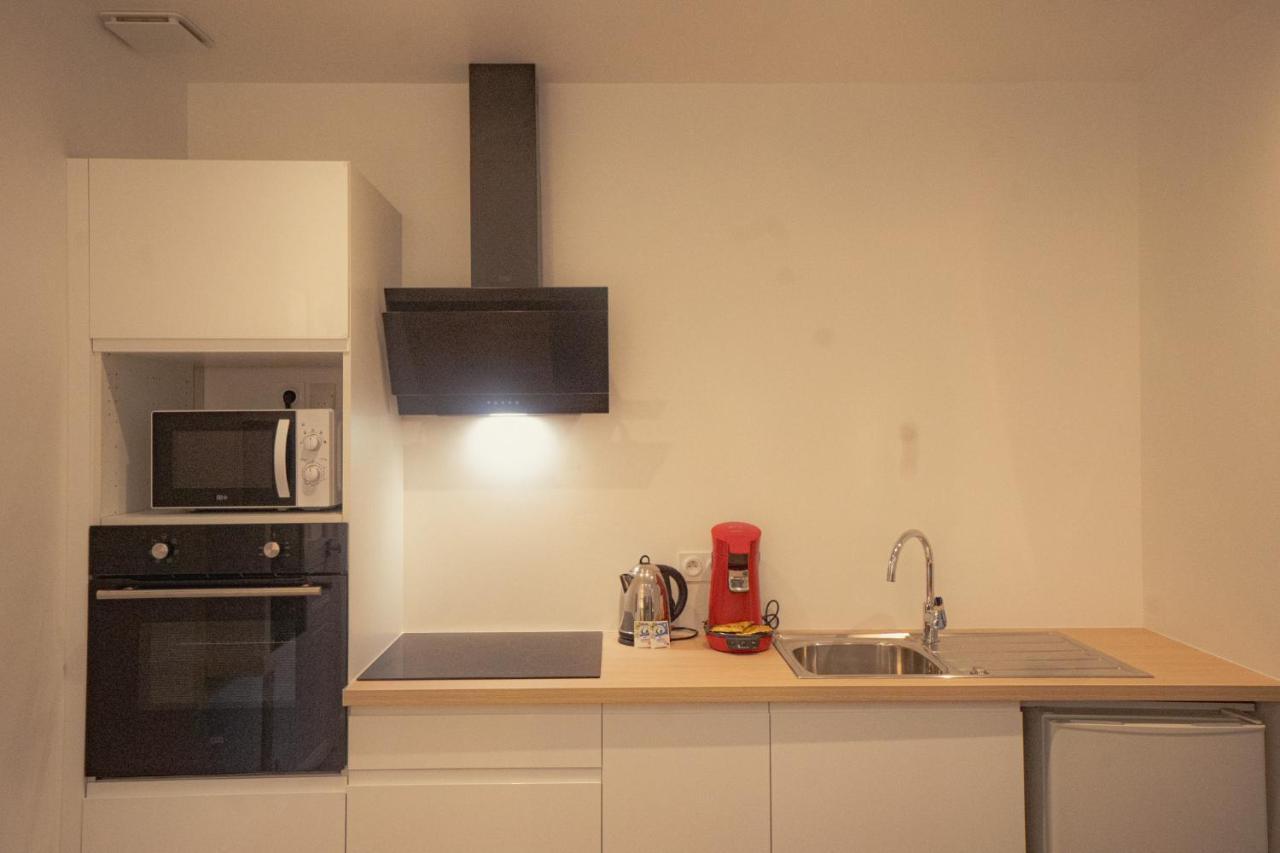 Appartement Cozy Avec Stationnement Gratuit Saint-André-les-Vergers エクステリア 写真