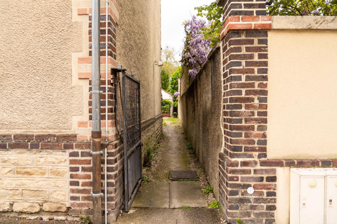 Appartement Cozy Avec Stationnement Gratuit Saint-André-les-Vergers エクステリア 写真