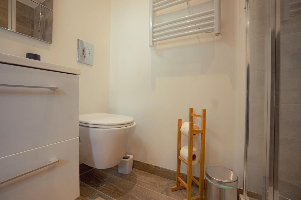 Appartement Cozy Avec Stationnement Gratuit Saint-André-les-Vergers エクステリア 写真
